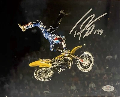 Foto firmada por Travis Pastrana autografiada BMX 8x10 Nitro Circus PSA/DNA Foto 1 de 2