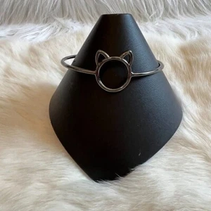 Cat Silhouette Bangle Bracelet Kitten Head Open Cuff Gunmetal Halloween 11246 - Picture 1 of 9
