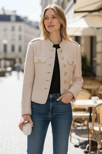 Chaqueta Hecha a Mano Tweed Boucle Crema Estilo Militar Con Botón Dorado Talla S-XL - Imagen 1 de 7