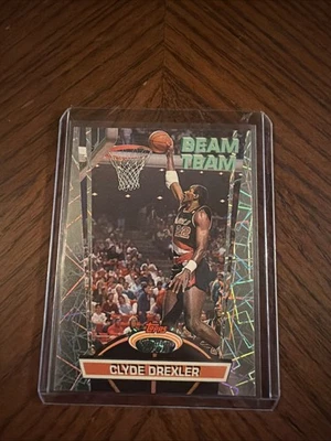 Stadium Club Beam Team #4 Clyde Drexler 1992-93 Foto 1 de 2