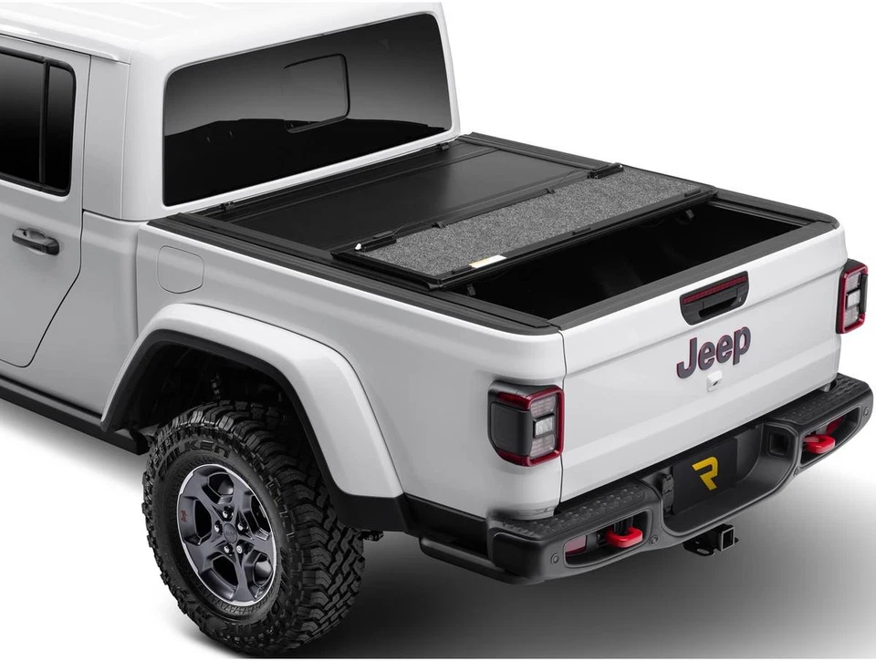 UnderCover Ultra Flex Tri-fold Tonneau Fits 07-14 Silverado/Sierra 1500 6'7" Bed - Image 1 of 4