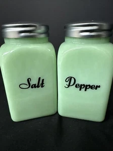 Jadeite Arch Salt and Pepper Set Green Retro Reproduction MCM Style - Picture 1 of 9