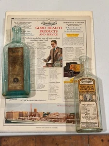 c.1930 Rawleigh’s Flavoring Extract Freeport IL bottles & calendar - Picture 1 of 3