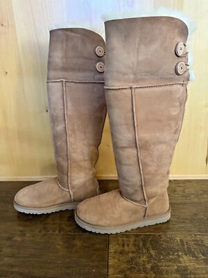 UGG OVER THE KNEE BAILEY BUTTON BOOTS 8 CHESTNUT HOLOGRAM GUC FUR RARE! - Image 1 of 4
