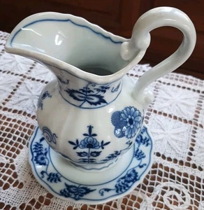 Vintage Butter Milchkännchen Krug & Teller blaue Zwiebelmuster blaue Donau Japan, 6" - Bild 1 von 13