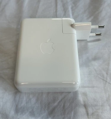 original Apple 140W USB-C Power Adapter, A2452, PD, mit Stromkabel, neuwertig - Bild 1 von 4