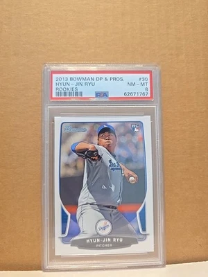 2013 Bowman Draft Picks & Prospects - Hyun-Jin Ryu #30  (RC) PSA 8 - Image 1 of 2