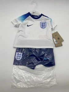 Nike - England Baby Home Kit 2022/23 - Talla 6-9 Meses - Imagen 1 de 5