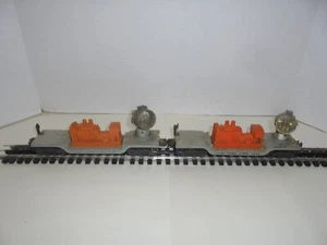 LIONEL 3620 PAIR OF SEARCHLITE CARS IN NEED OF REPAIR POSTWAR O GAUGE - Picture 1 of 5
