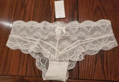 NUEVO CON ETIQUETAS BRAGAS HIPSTER DE ENCAJE EBERJEY NYLON/SPANDEX BONNIE CREMA U15112H M Foto 1 de 2