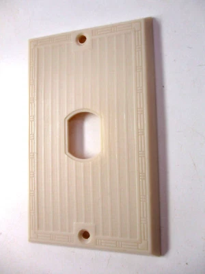 P&S EE. UU. Líneas Finas Punteadas Beige Baquelita Despard Pared Caja Placa Cubierta Antigua Foto 1 de 4