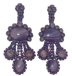 MAGNIFICENT LONG VINTAGE PURPLE LAVENDAR STONE & CRYSTAL EARRINGS - Picture 1 of 4