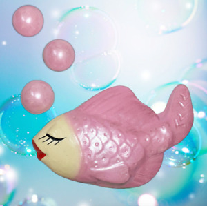 Chalkware Fish + Bubbles - Retro Style - Pink Pearlescent - Rockabilly Decor