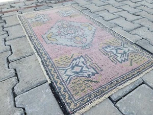 Mini Turkish Oushak Rug, 1.7x3 ft, Dusty Rose and Cream, Geometric Medallion - Picture 1 of 9
