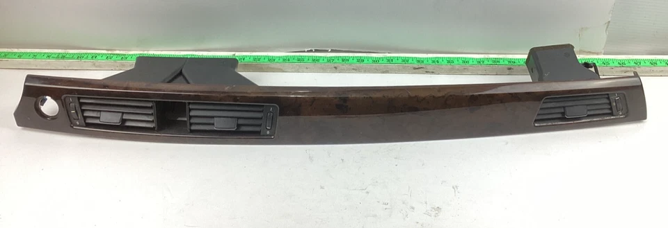 BMW 335i 2007-2011 tablero de instrumentos panel de ajuste delantero superior centro y ventilación OEM. Foto 1 de 4