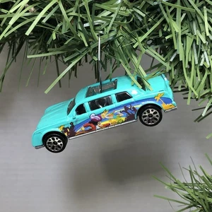 2001 Matchbox Peter Pan Limousine 1/64  Christmas Tree Ornament - Picture 1 of 6