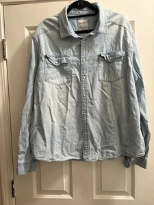 Camisa de mezclilla de manga larga con botones Goodfellow Co para hombre lavado medio XXL perla - Imagen 1 de 6