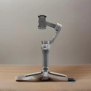 Combo DJI Osmo Mobile 3 - Estabilizador cardán - Excelente estado - Imagen 1 de 11