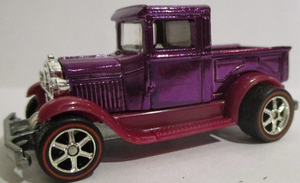 Camioneta Ford Hot Wheels Classics 1929 púrpura suelta escala 1/64 Foto 1 de 4