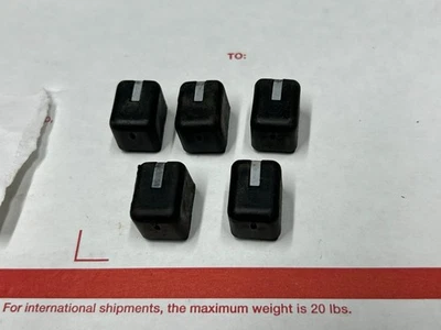 1987-1994 Range Rover Classic - AC Heater Control KNOBS knob pair of 5 oem - Image 1 of 4