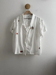 Camisa bordada con botones de Mickey Mouse Garden Collection de los parques de Disney - Imagen 1 de 10