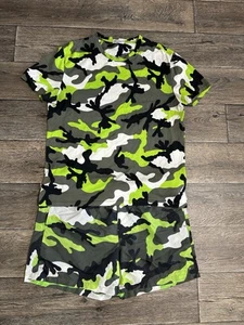 Valentino Suit Shorts/t-shirt Camouflage Men L-XL - Picture 1 of 19