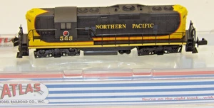 Atlas N-Scale Northern Pacific (NP) #568 GP-7 Ph. 2 48220 - Picture 1 of 6