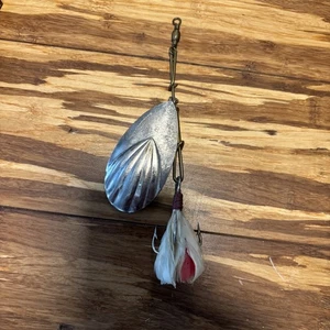 VINTAGE G.M. SKINNER # 8 METAL SPINNER FISHING LURE BRASS RED WHITE - Picture 1 of 8