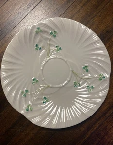 Belleek Shamrock Plate 9" 5th Mark 1955-1965 - Picture 1 of 11