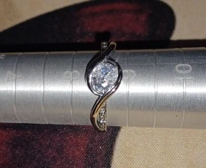 Sterlingsilberring (0,925) ~ dünnes kreisförmiges Design ~ Größe 8,5 - - Bild 1 von 2