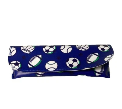 NUEVO Estuche para Anteojos Semi Duros Azul Fútbol Baloncesto Béisbol con Cierre Abatible Foto 1 de 4