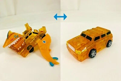 [TURNING MECARD]KINGJAWS YELLOW Transformable Robot Car Figure+2card  - Image 1 of 4