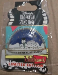 Le 300 DSF DSSH Pixar Shorts Knick Knack Snow Globe Pin Le 300 - Picture 1 of 2