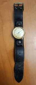 Reloj Pulsera Timex Vintage Cuerda Automática Resistente al Agua - Imagen 1 de 4