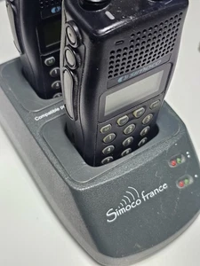 Talkie-walkie simoco France srp 8030 Sans Alimentation Arrière Ne Tiens Pas - Picture 1 of 7