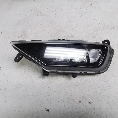 2016 VOLVO XC90 Driver Left Side LED Fog Light OEM ID 31395865 - Image 1 of 4