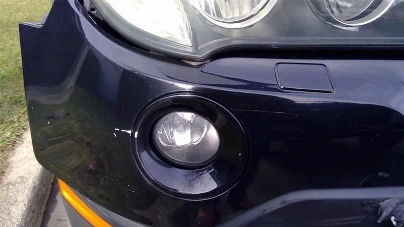 乘客转角/公园灯雾灯适用于 08-13 宝马 128i 404847 — 第 1/1 张图片