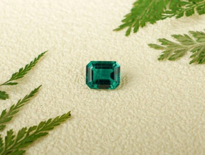 Esmeralda de Zambia natural certificada corte octágono 2,5 quilates cultivada en laboratorio esmeralda suelta Foto 1 de 4