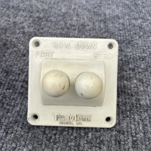 Eaton 8906K4072 SPDT Toggle Switch Trim Master Switch Assembly Used - Picture 1 of 12