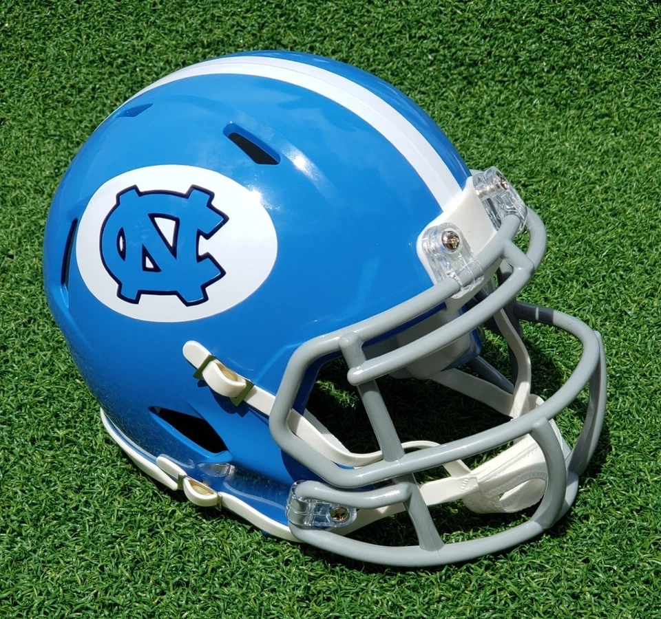 NORTH CAROLINA TAR HEELS 1967-77 FOOTBALL MINI HELMET - Image 1 of 1