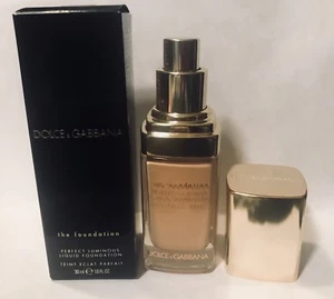 Base líquida Dolce Gabbana The foundation Perfect Luminous NATURAL GLOW 100 - Imagen 1 de 3