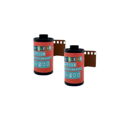 2x Lomography Redscale XR ISO 50–200 36exp, 135/35mm Color Negative Film - Image 1 of 4