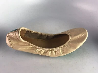 Sapatilhas dobráveis femininas TIEKS by Gavrieli tamanho 9 biscotti creme patente balé - Imagem 1 de 4