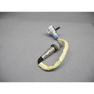 For 10-11 Cadillac CTS STS Chevy Camaro BOSCH OE Lambda Oxygen Sensor 16133 - Image 1 of 4