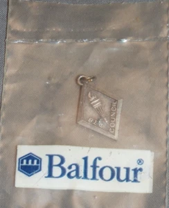 Balfour Pendant - Foto 1 di 1