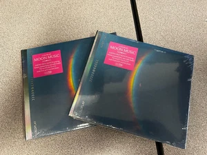 Coldplay - Moon Music CD + SIGNED ART CARD - Pre Order - On Hand - Bild 1 von 2