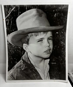 vtg B/W 8X10 Photo Hand Signed Autograph Clint Howard Child Andy Griffith Show - Picture 1 of 4