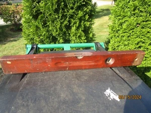 Antique Henry Disston & Sons Wood & Brass 26" Carpenters Level Keystone Tool - Picture 1 of 5