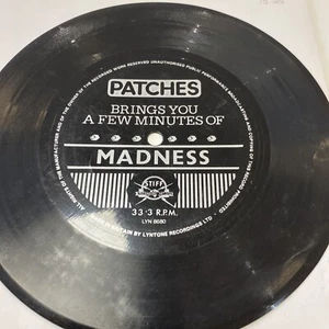 7” MADNESS FLEXI DISC BRING YOU A FEW MINUTES OF PATCHES MAGAZINE 1980’s - Imagen 1 de 2