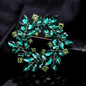 New Crystal Wreath Brooch Corsage Fashion Clothing Accessories Pin Jewelry Gift - Picture 1 of 9